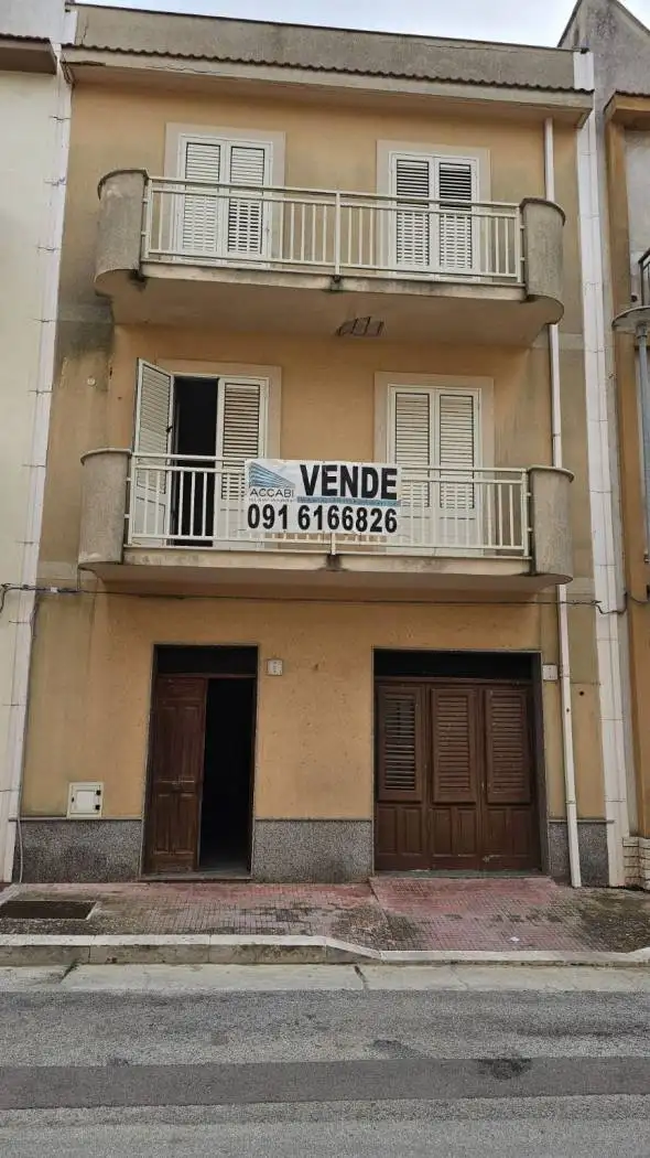 Palazzo - Edificio in vendita a Santa Ninfa