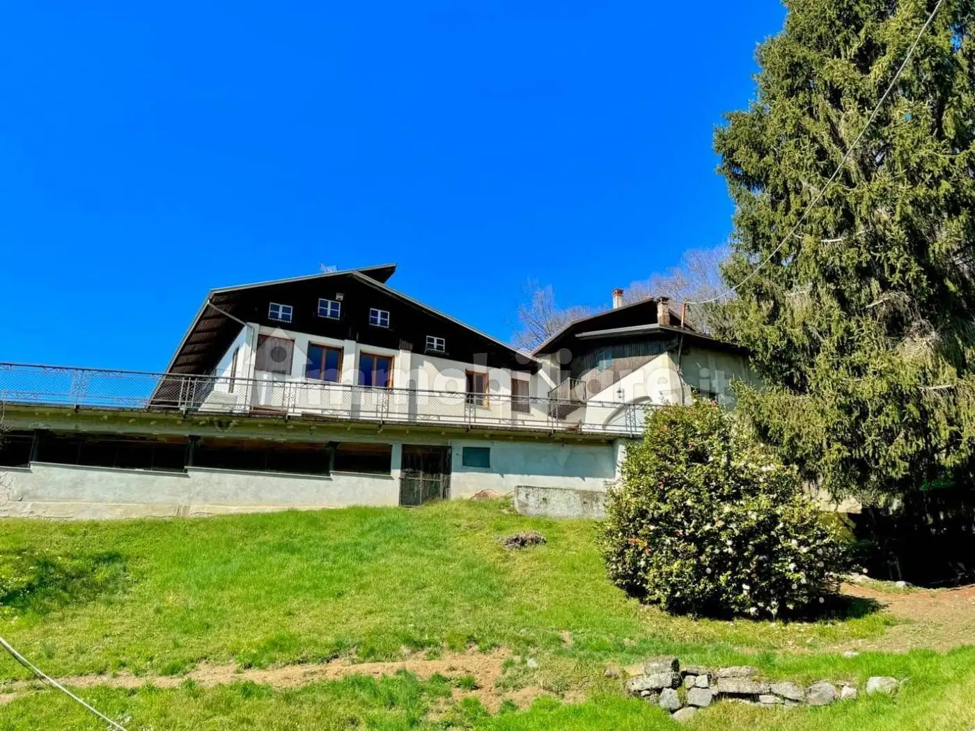 Villa in vendita a Biella