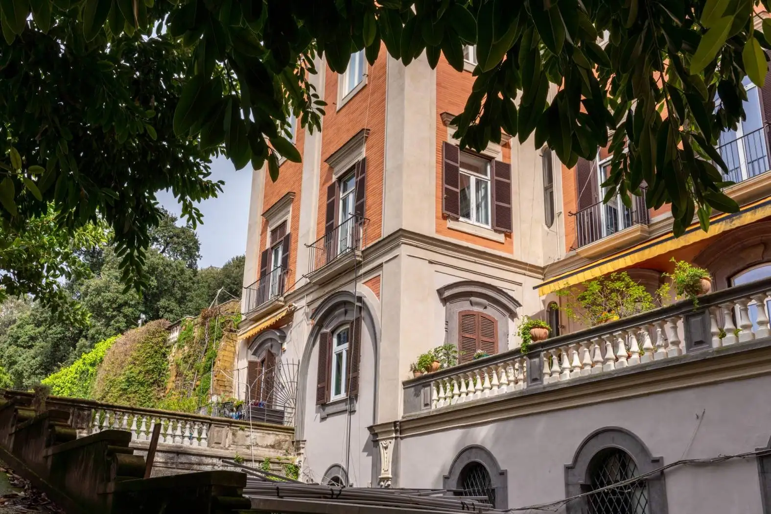 Appartamento in vendita a Napoli