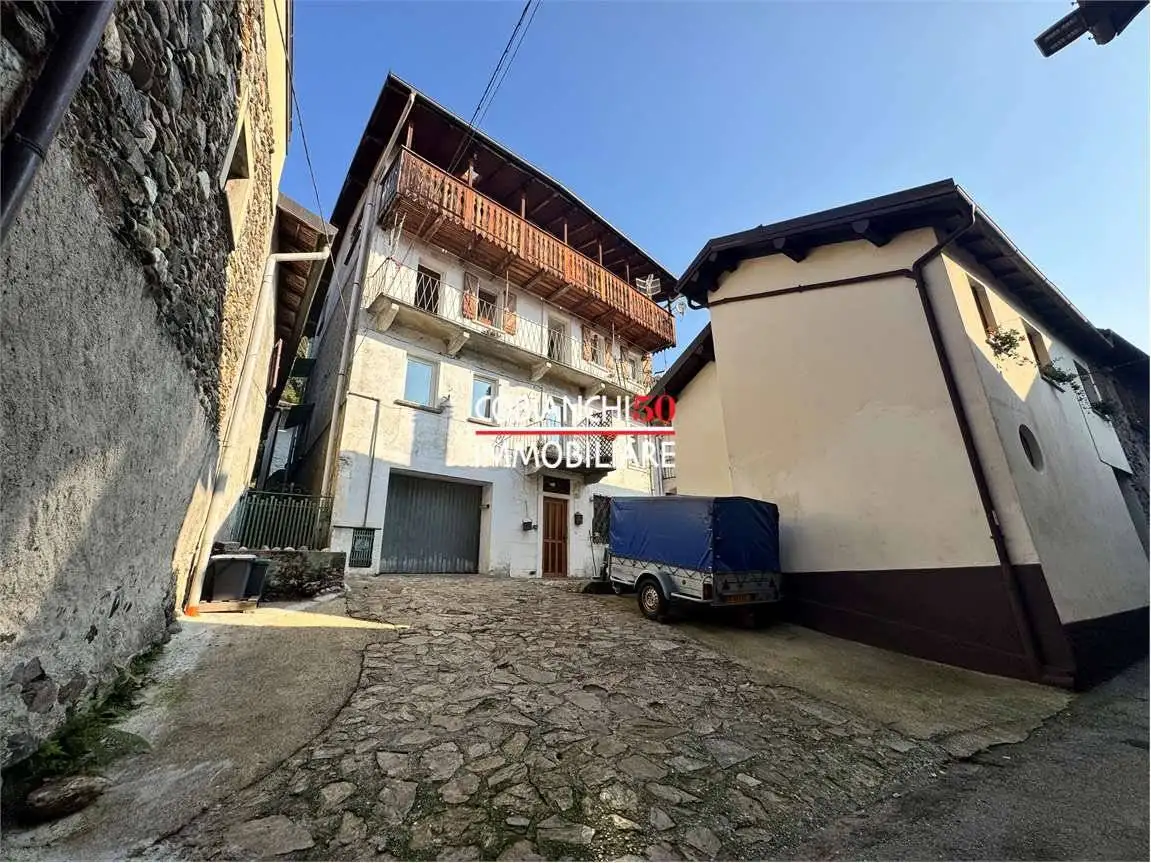 Casa indipendente in vendita a Verbania