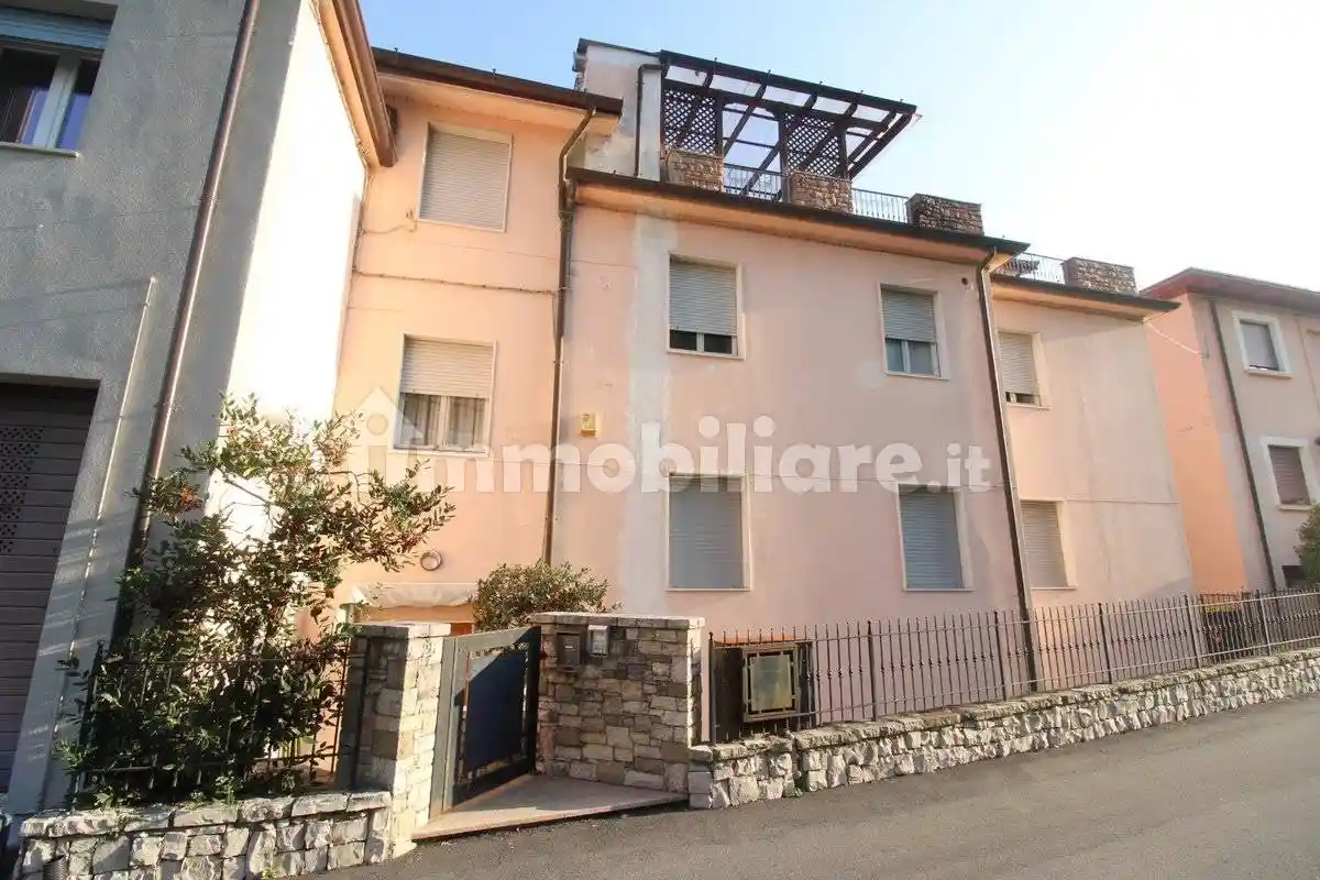 Appartamento in vendita a Agnosine