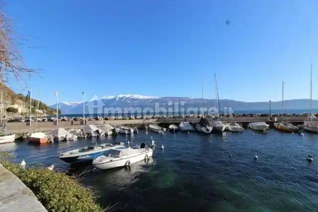 Appartamento in vendita a Toscolano-Maderno