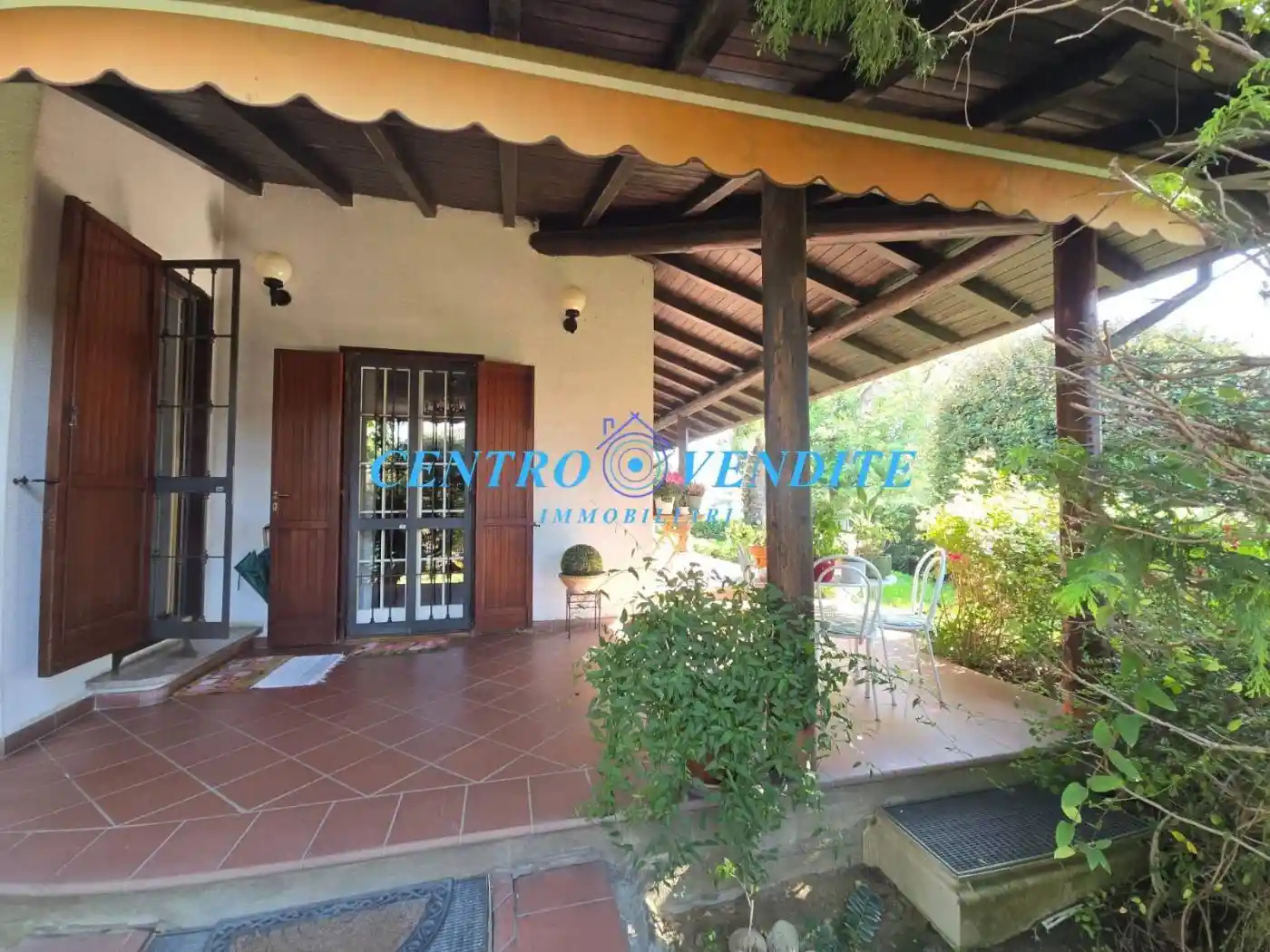 Villa in vendita a Cava Manara