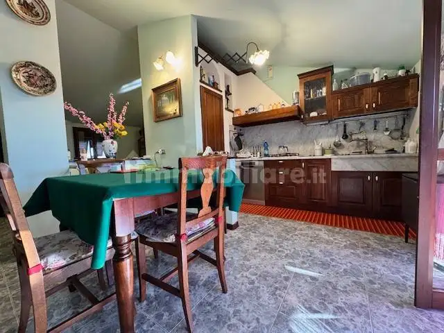 Appartamento in vendita a Sarzana