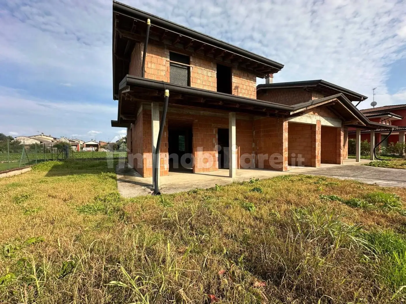 Villa in vendita a Corte de' Cortesi con Cignone