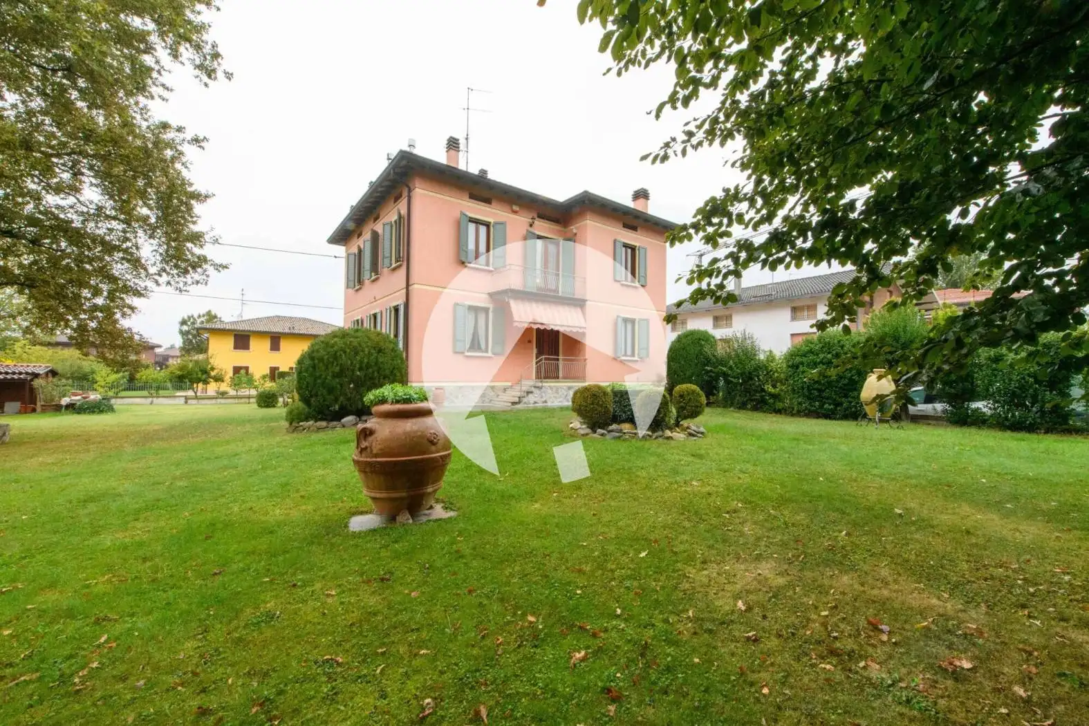 Villa in vendita a San Polo d'Enza