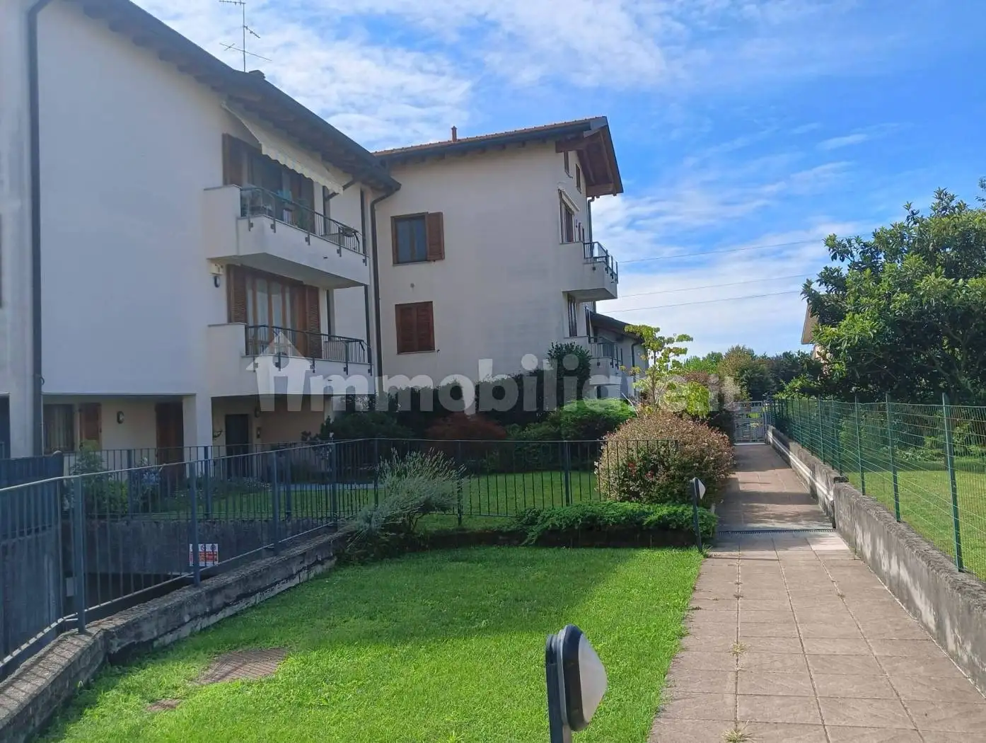 Appartamento in affitto a Correzzana