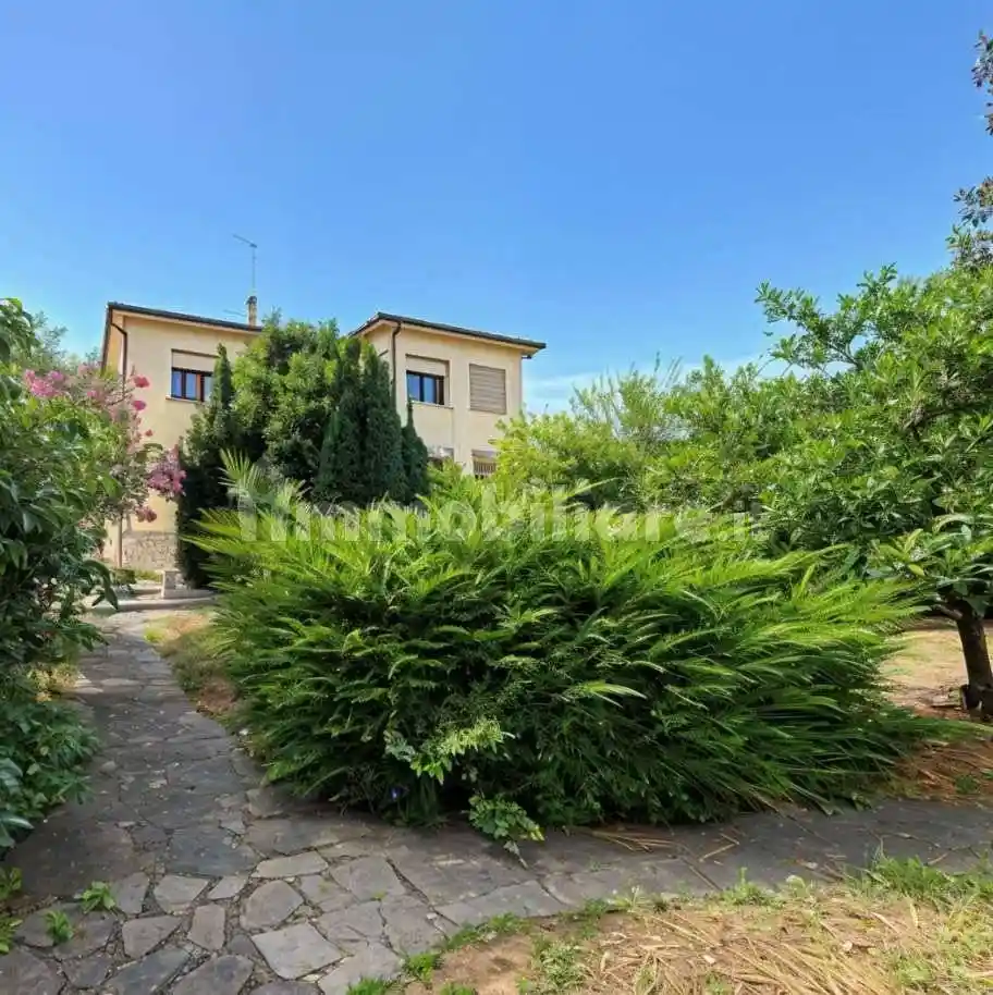 Villa unifamiliare via Monte Grappa, 2, Centro, Cornuda - foto 4