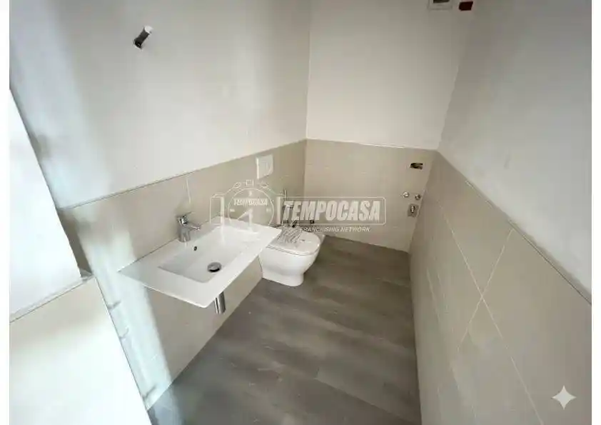 Trilocale via Re Umberto I 25, San Benigno Canavese - foto 5