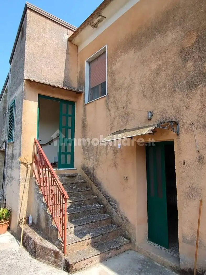 Rustico - Casale in vendita a Castel Campagnano