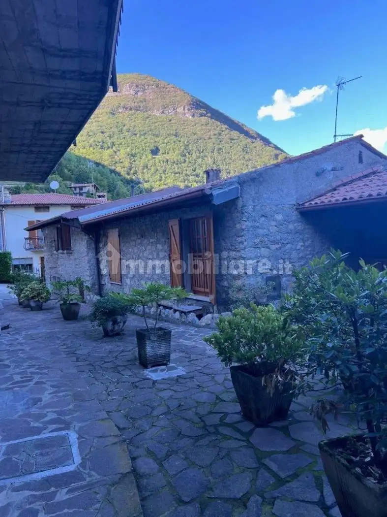 Rustico, buono stato, 90 m², Adrara San Rocco - foto 2