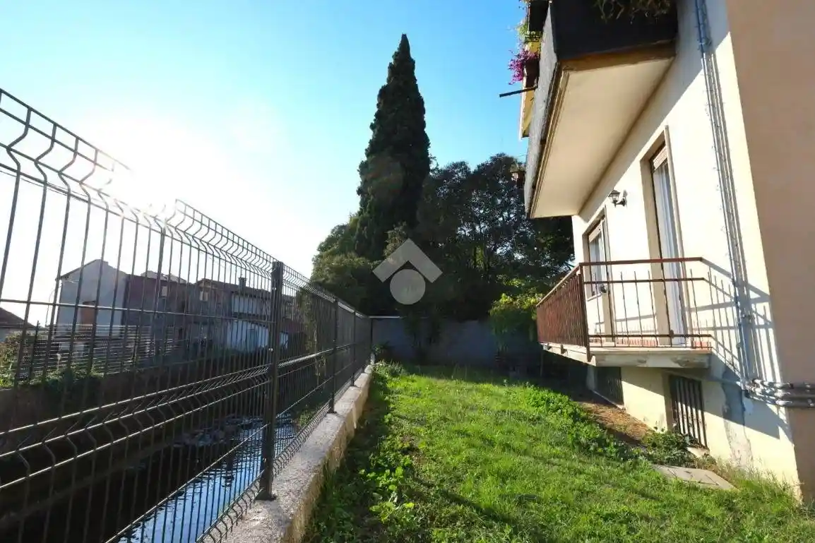 Trilocale via Trieste 22, Centro, Breganze - foto 2