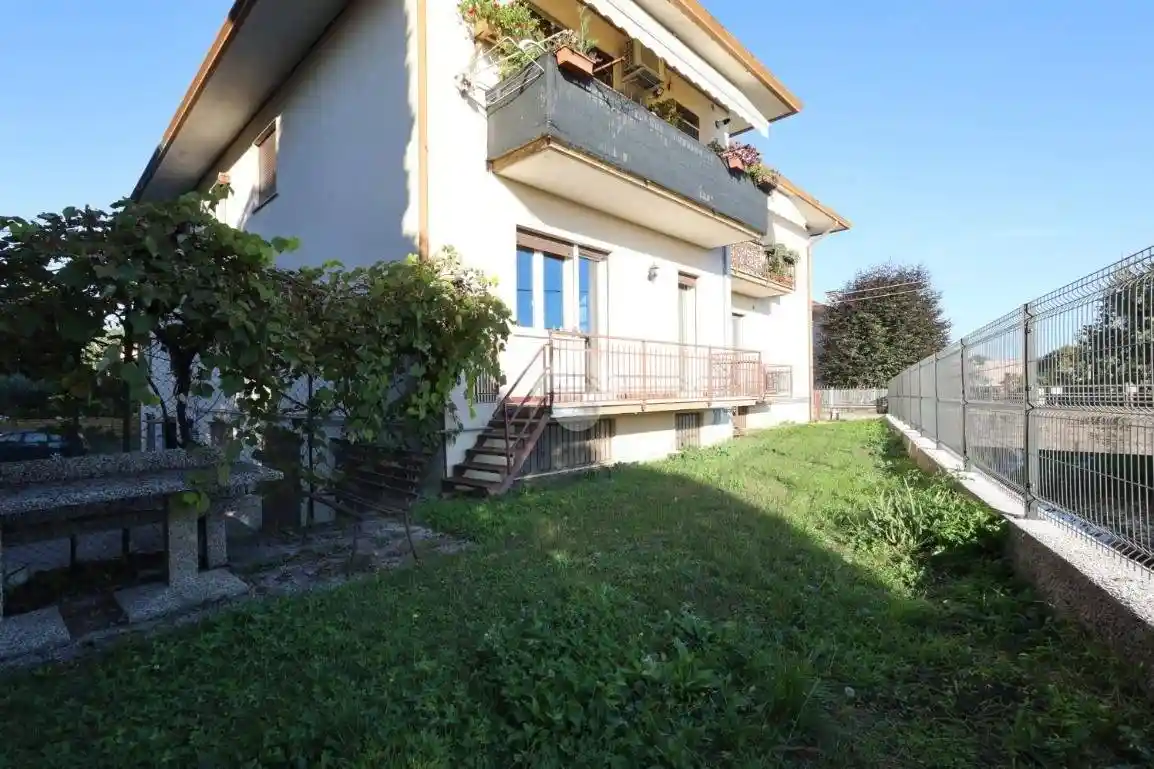 Trilocale via Trieste 22, Centro, Breganze - foto 3