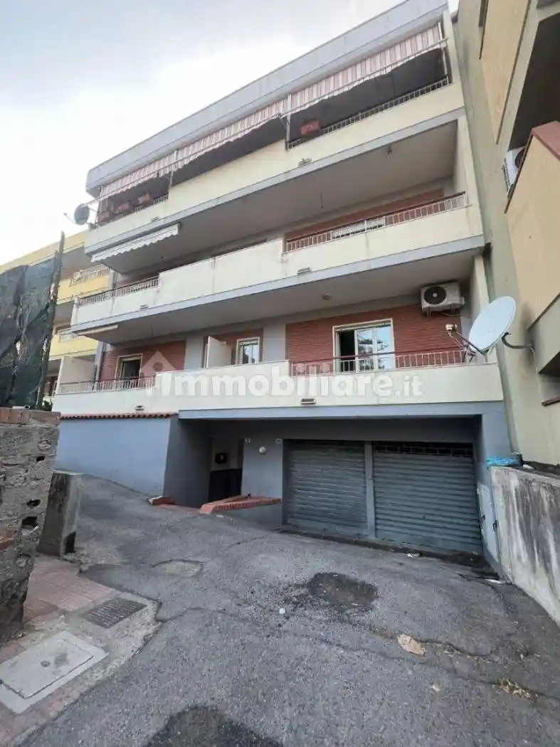 Appartamento in vendita a Santa Teresa di Riva