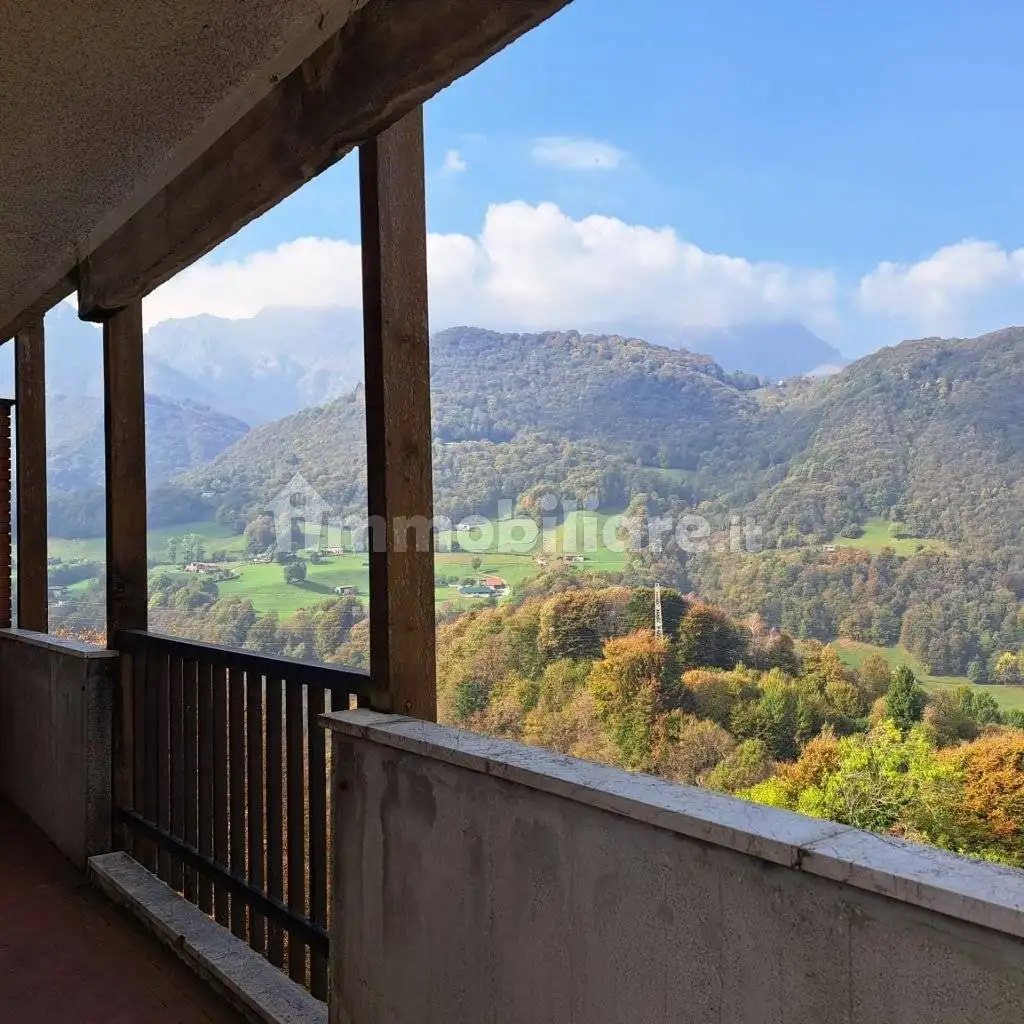 Appartamento in vendita a Cremeno