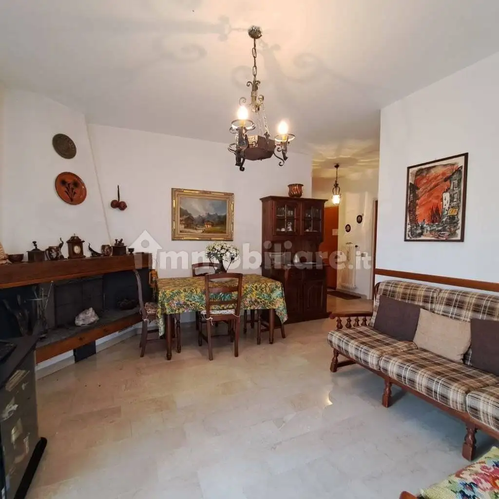 Trilocale via Dante Alighieri 42, Maggio, Cremeno - foto 3