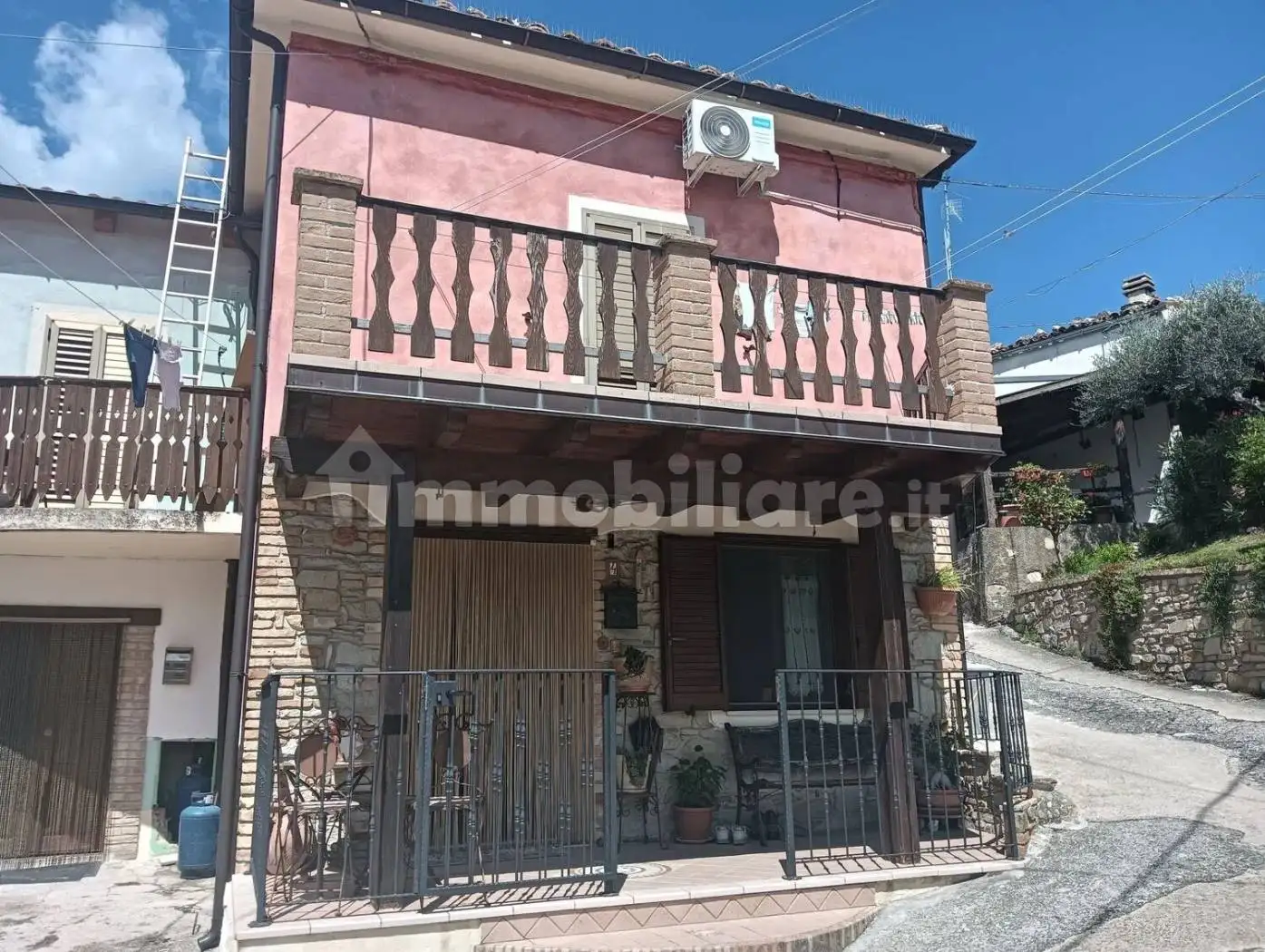 Villa in vendita a Farindola