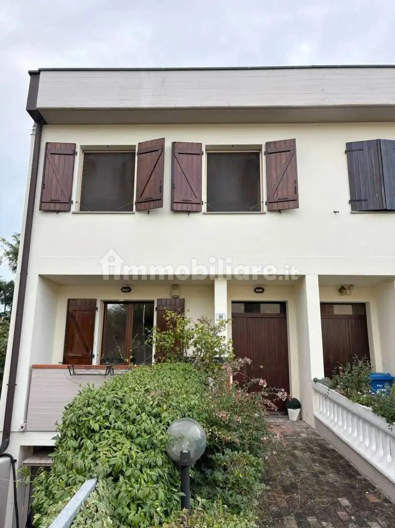 Villa in vendita a Forlimpopoli