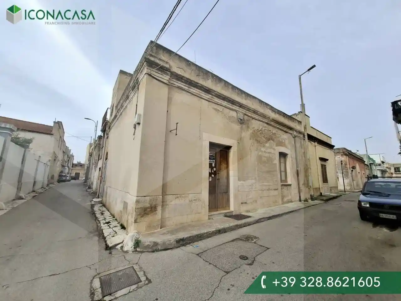 Palazzo - Edificio in vendita a Adelfia