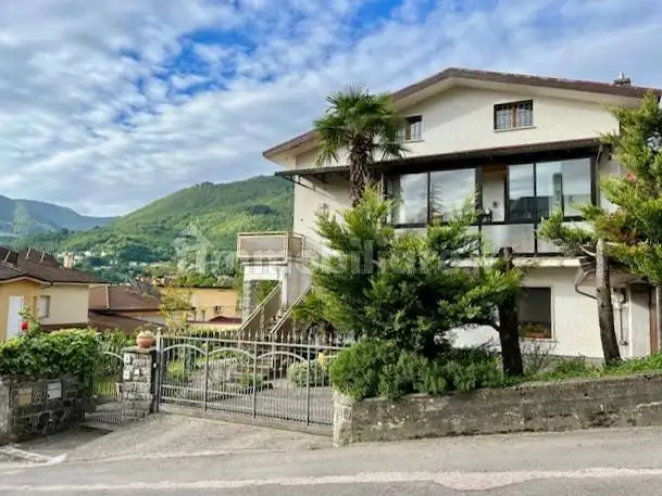 Villa in vendita a Alto Reno Terme