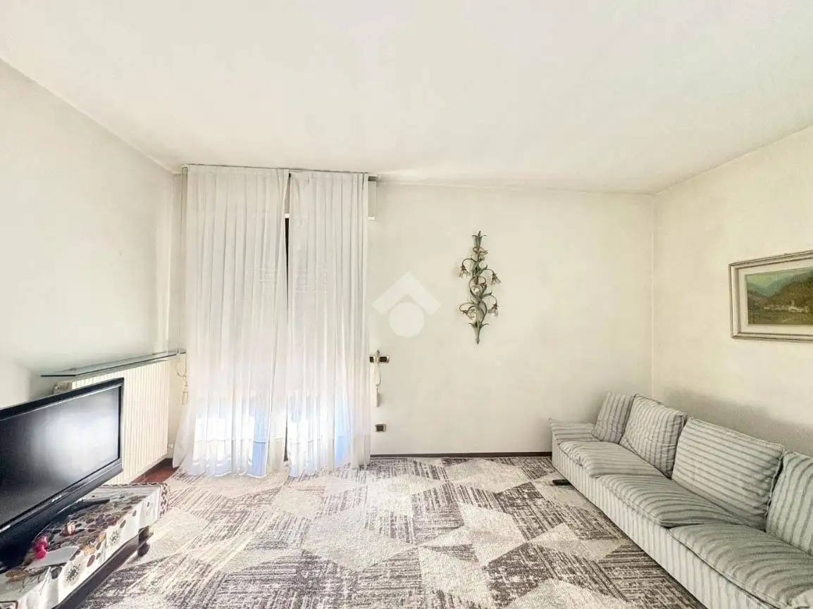 Quadrilocale via lazzaretto 21, Centro, Adro - foto 3