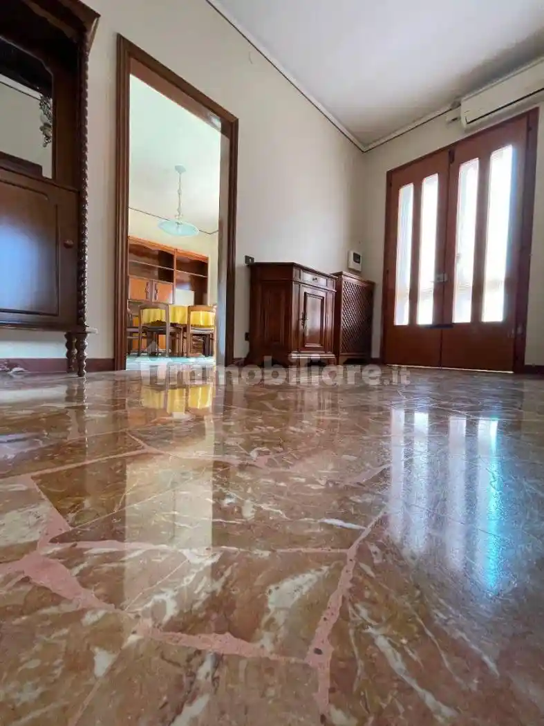 Villa unifamiliare, buono stato, 160 m², Centro, Camponogara - foto 5
