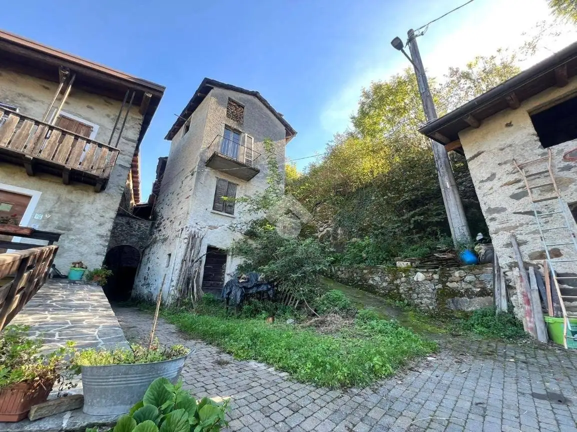 Casa indipendente in vendita a Albosaggia