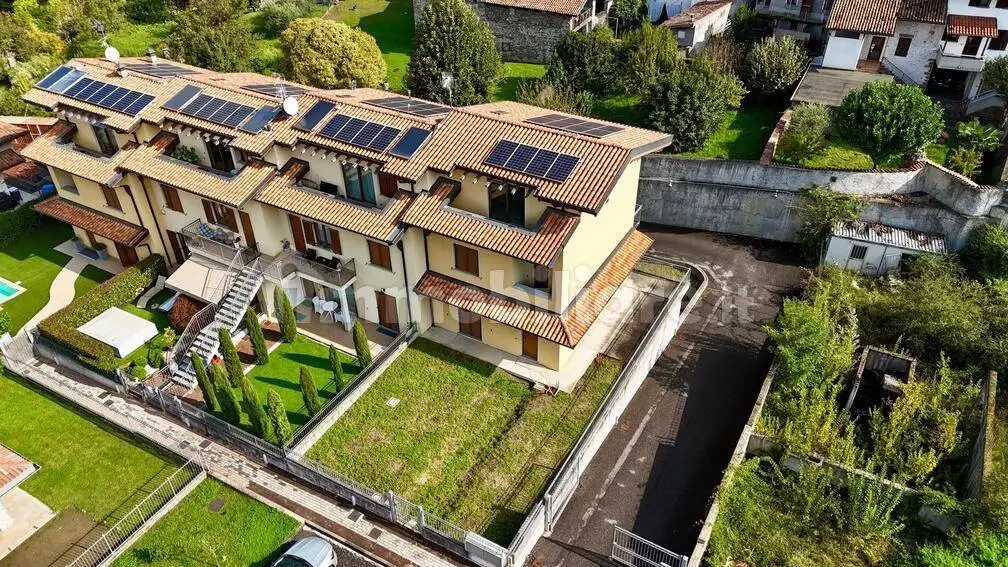 Villa a schiera piazza Courcelles, Centro, Artogne - foto 3