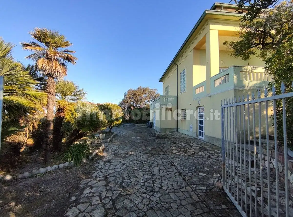 Villa in vendita a Ancona