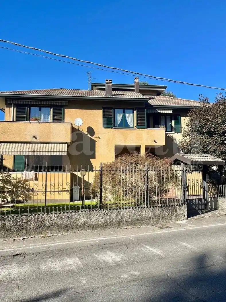 Appartamento in vendita a Senago