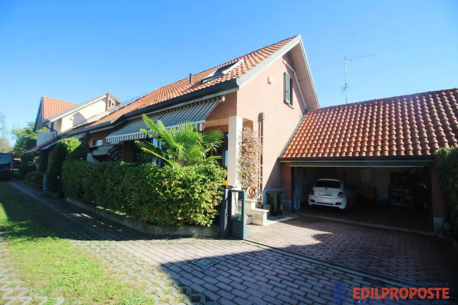 Villa in vendita a Misinto