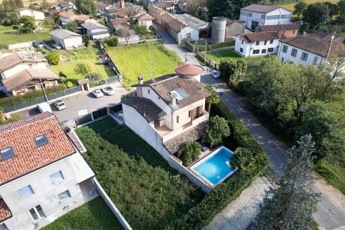 Villa in vendita a Battuda
