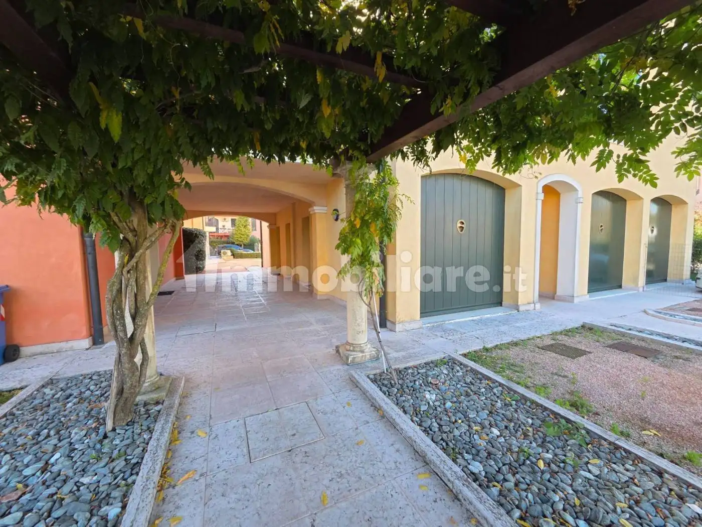 Appartamento in vendita a Medolla