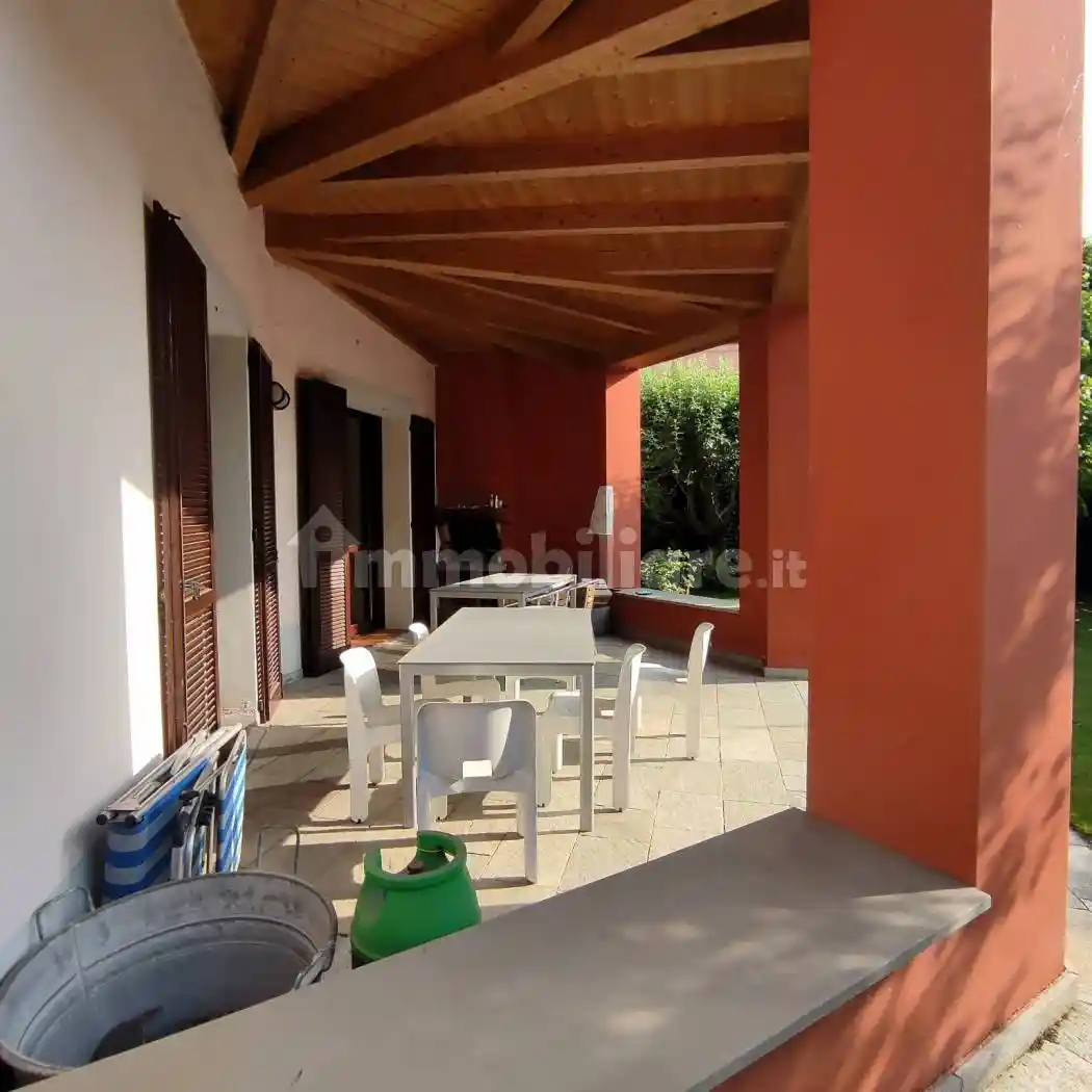 Villa in vendita a Sant'Ilario d'Enza