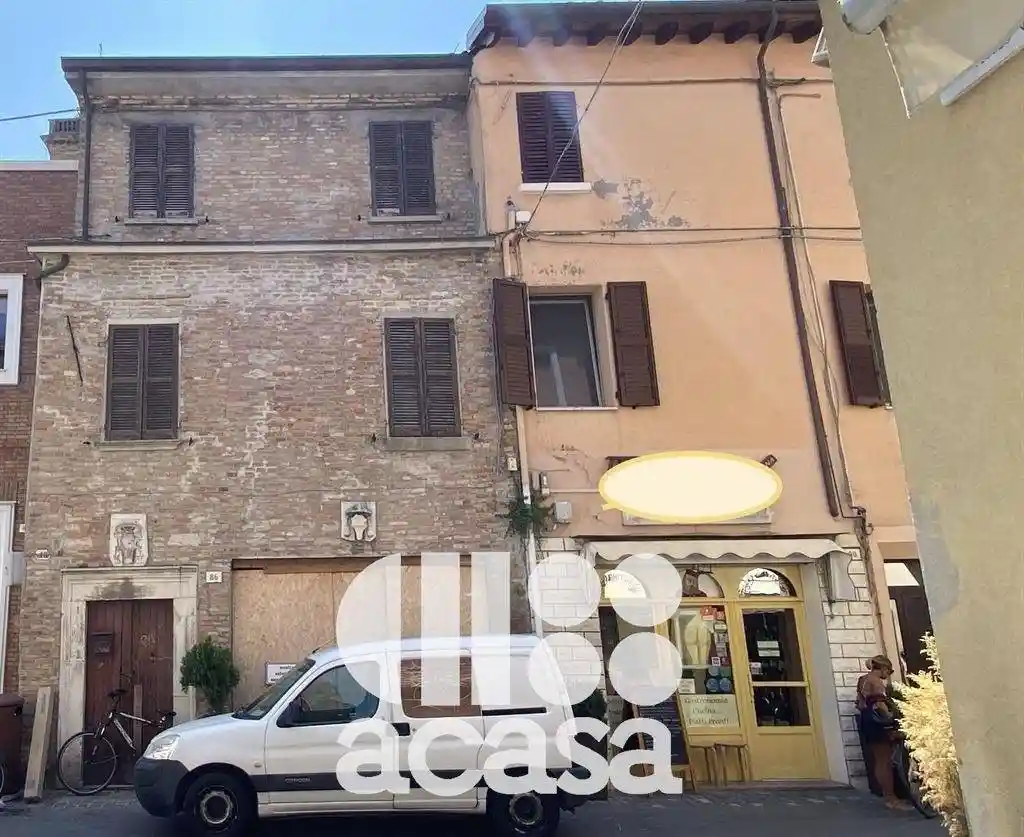 Palazzo - Edificio in vendita a Rimini