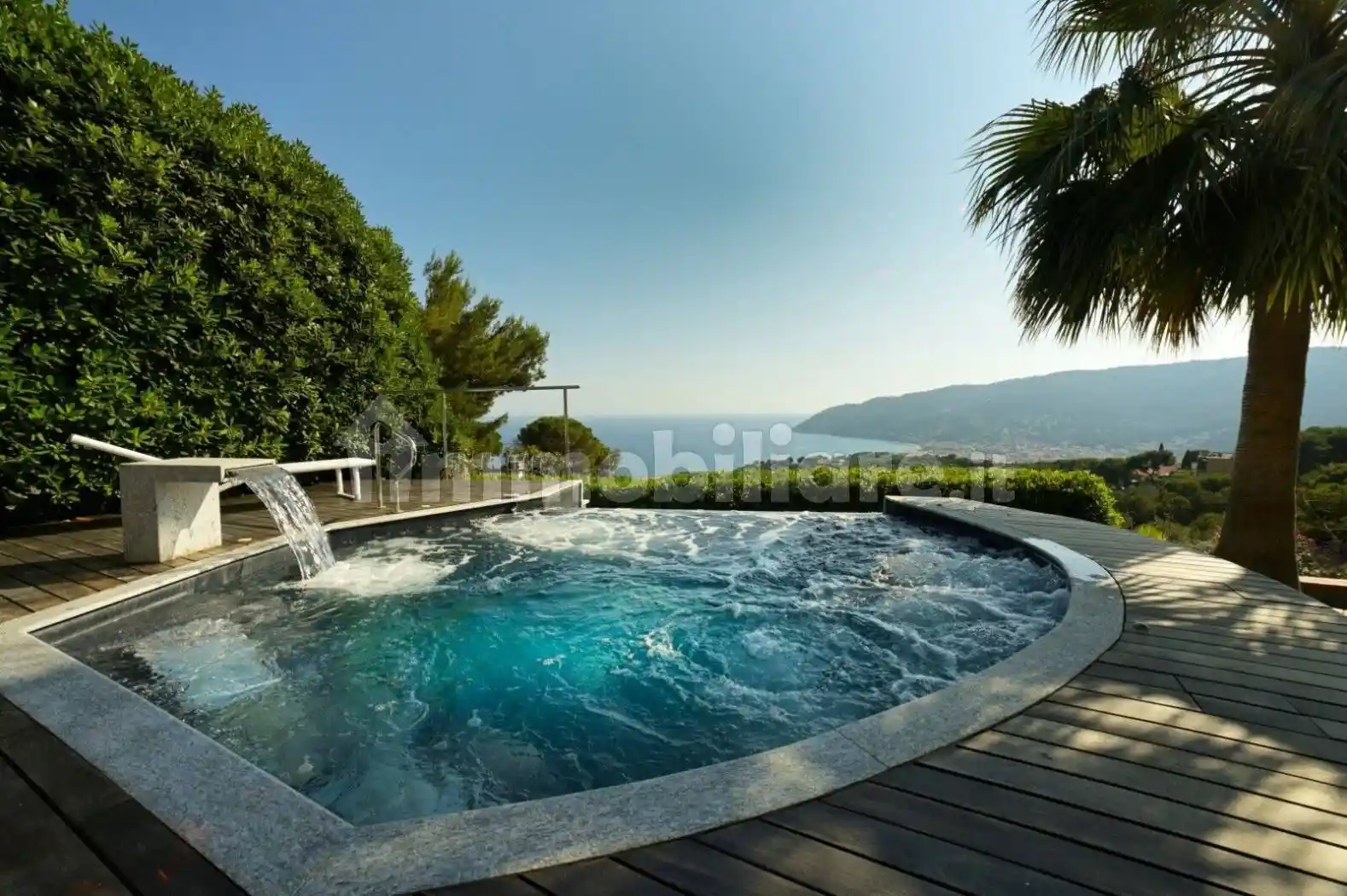 Villa in vendita a Andora