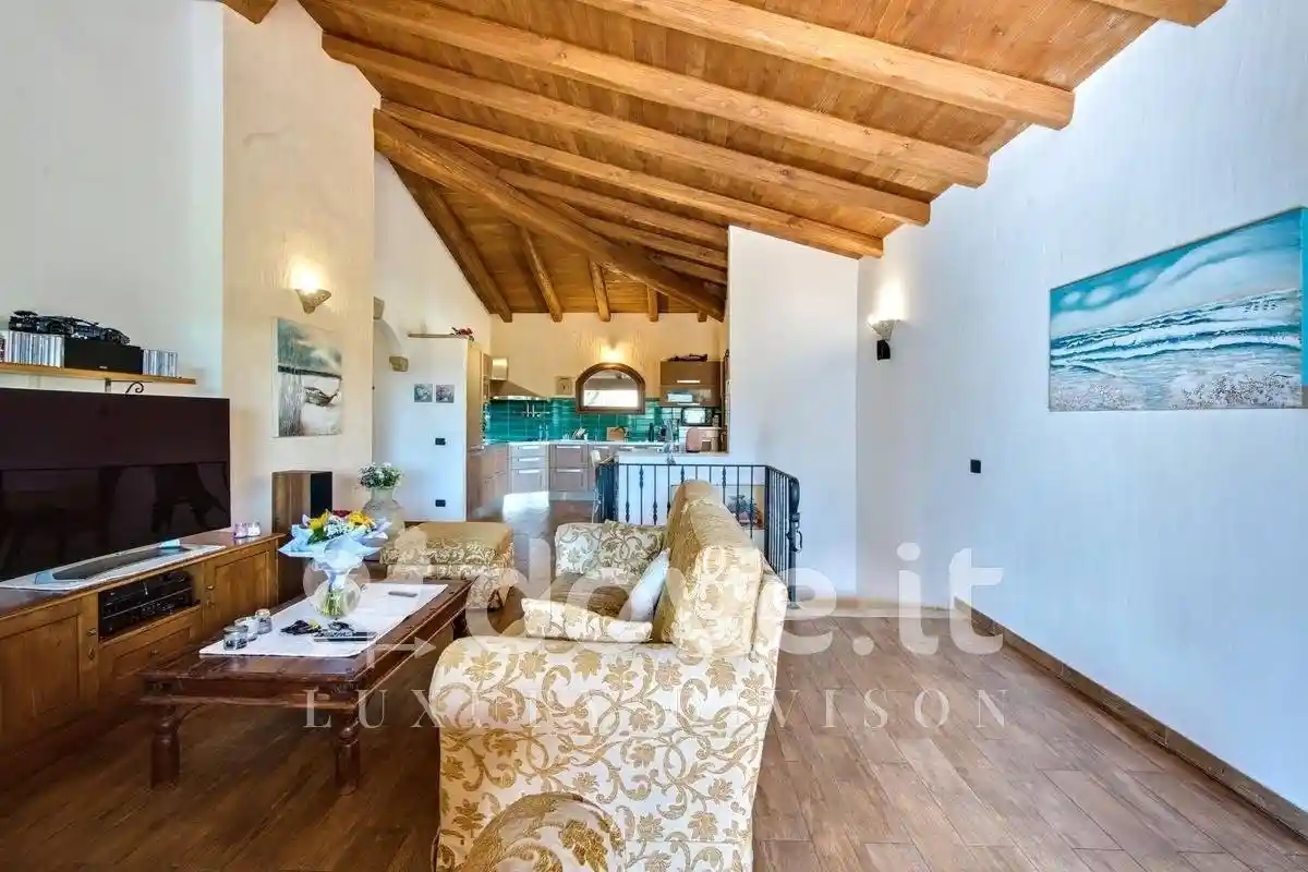 Villa unifamiliare Strada Statale 125 Orientale Sarda 53, Santa Lucia, Olbia - foto 3