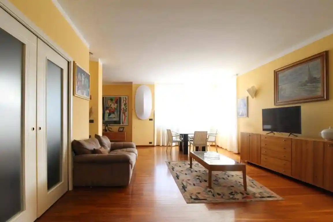 Appartamento via Senarica 22, Centro, Roseto degli Abruzzi - foto 3