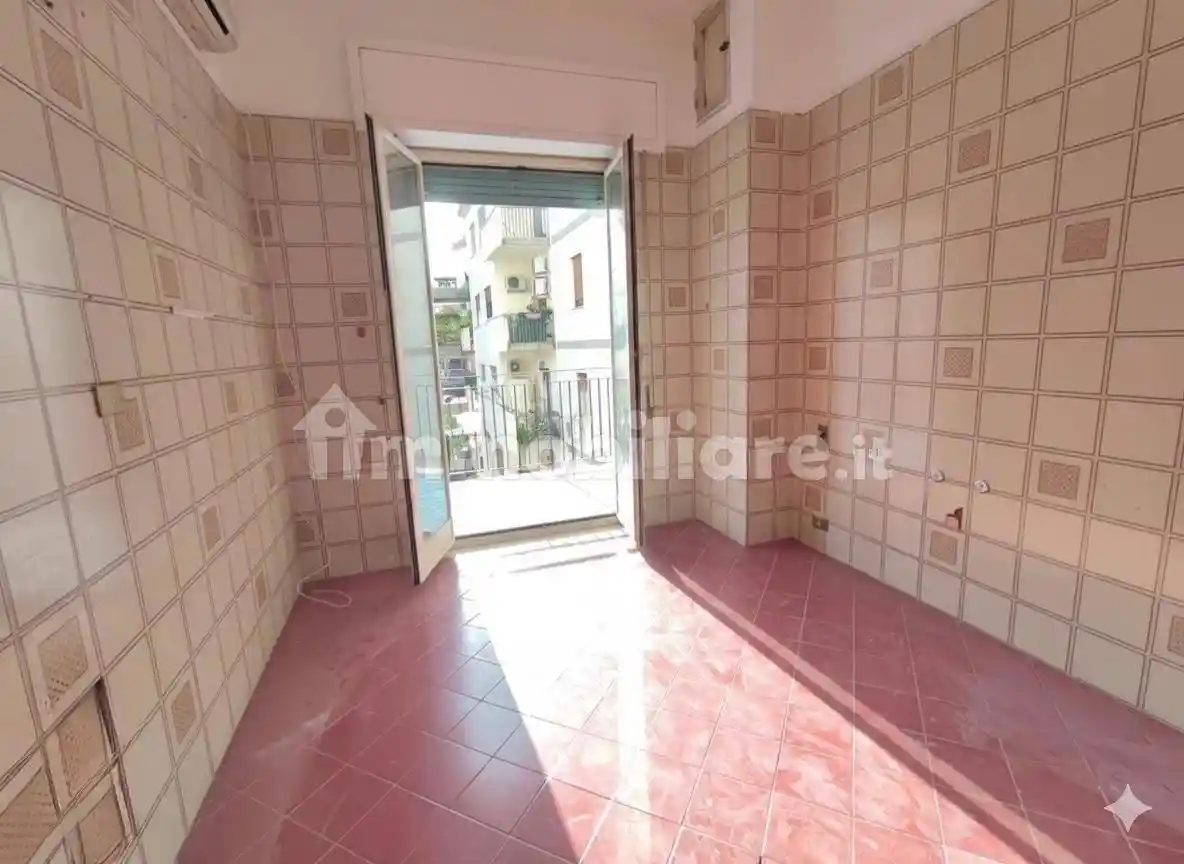 Appartamento via Empedocle Restivo, 118, De Gasperi - Croce Rossa, Palermo - foto 2