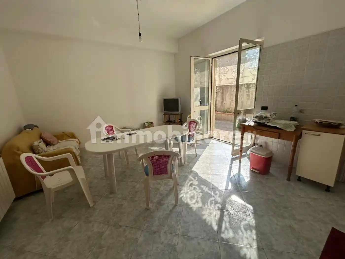 Appartamento via Regina Elena, Bianco - foto 2