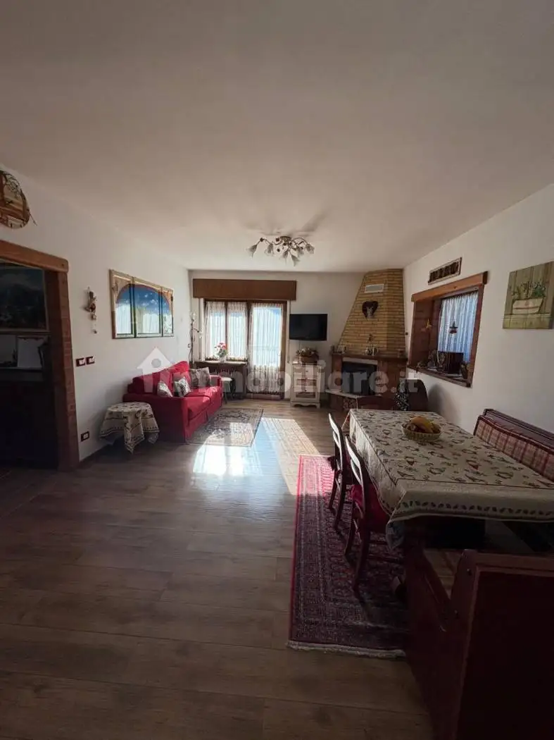 Appartamento via Borgo Nuovo, Centro, Domegge di Cadore - foto 4