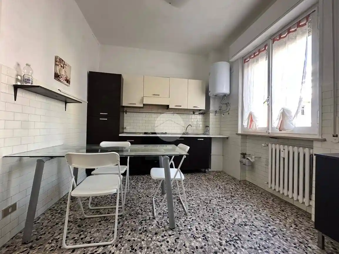 Trilocale via cenni 7, Stadio - Cittadella, Parma - foto 2