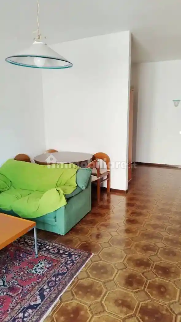 Trilocale buono stato, secondo piano, Via Lecco - Via Bergamo, Monza - foto 2