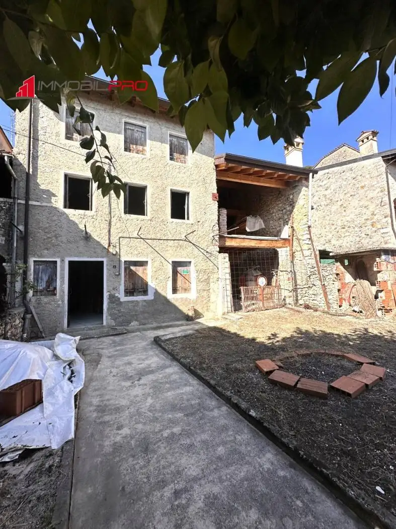 Rustico - Casale in vendita a Caltrano