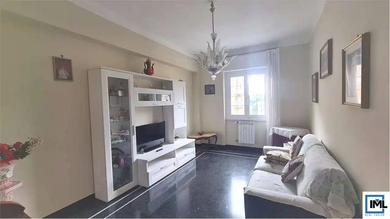 Appartamento in vendita a Genova