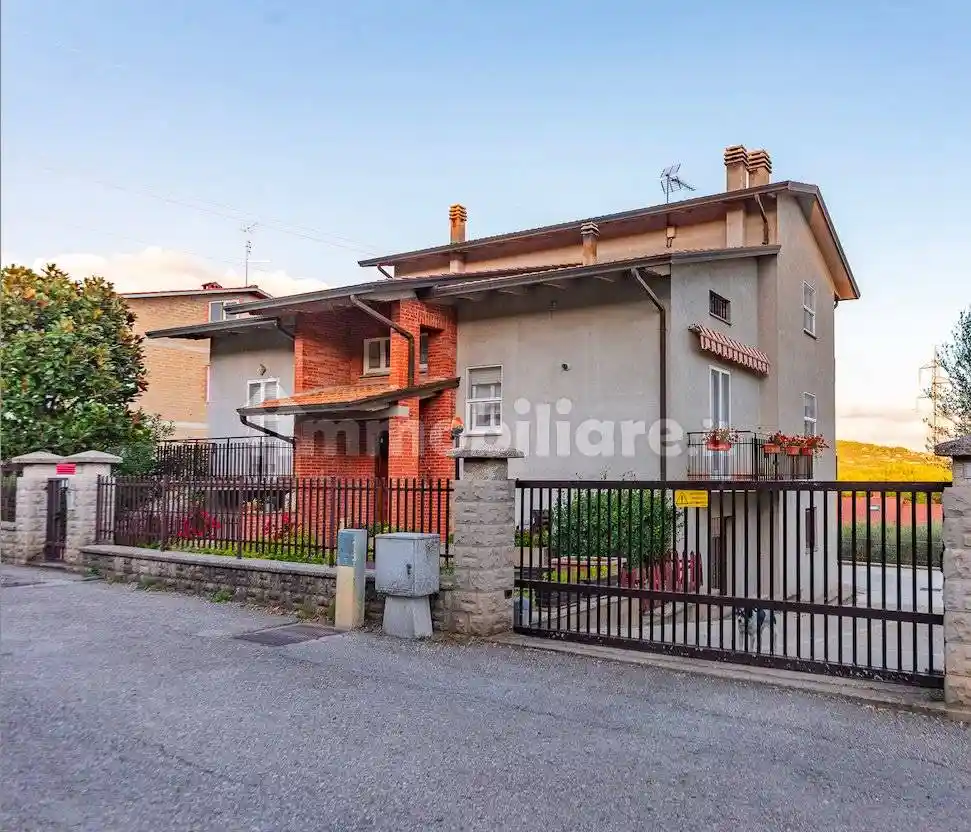 Villa in vendita a Corciano