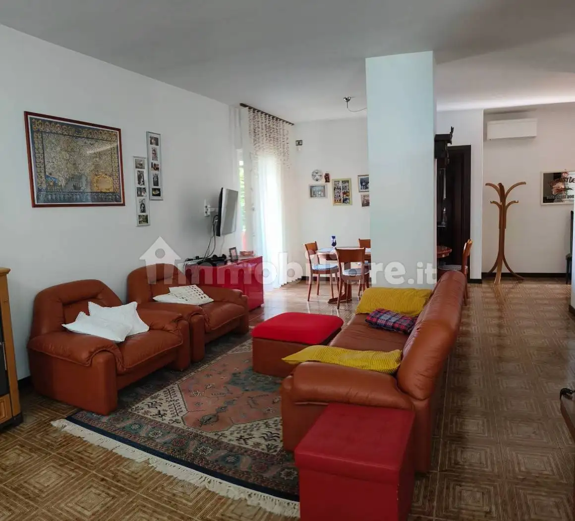 Villa in vendita a Corno di Rosazzo