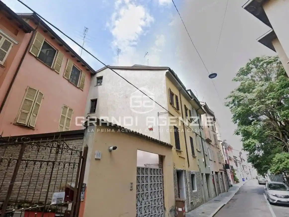 Appartamento in vendita a Parma