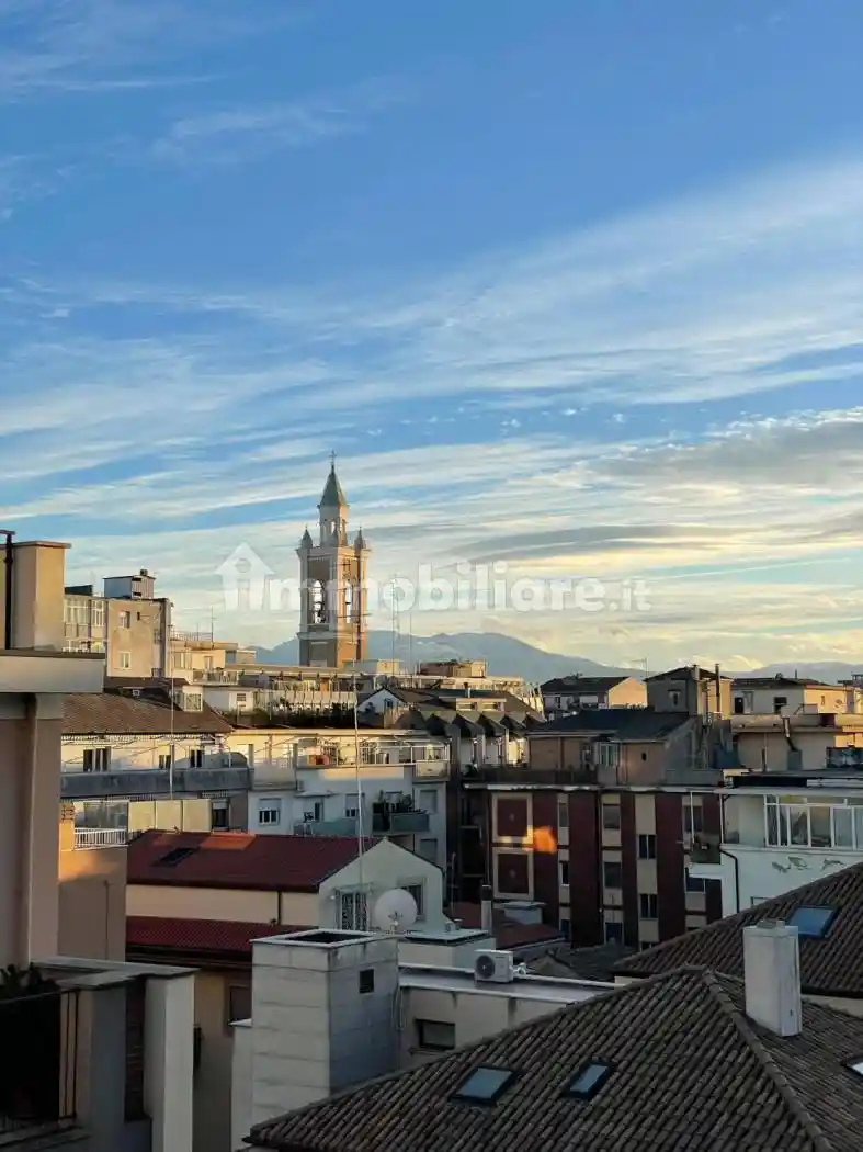 Appartamento viale Regina Margherita 53/1, Piazza Salotto - Corso Umberto, Pescara - foto 2