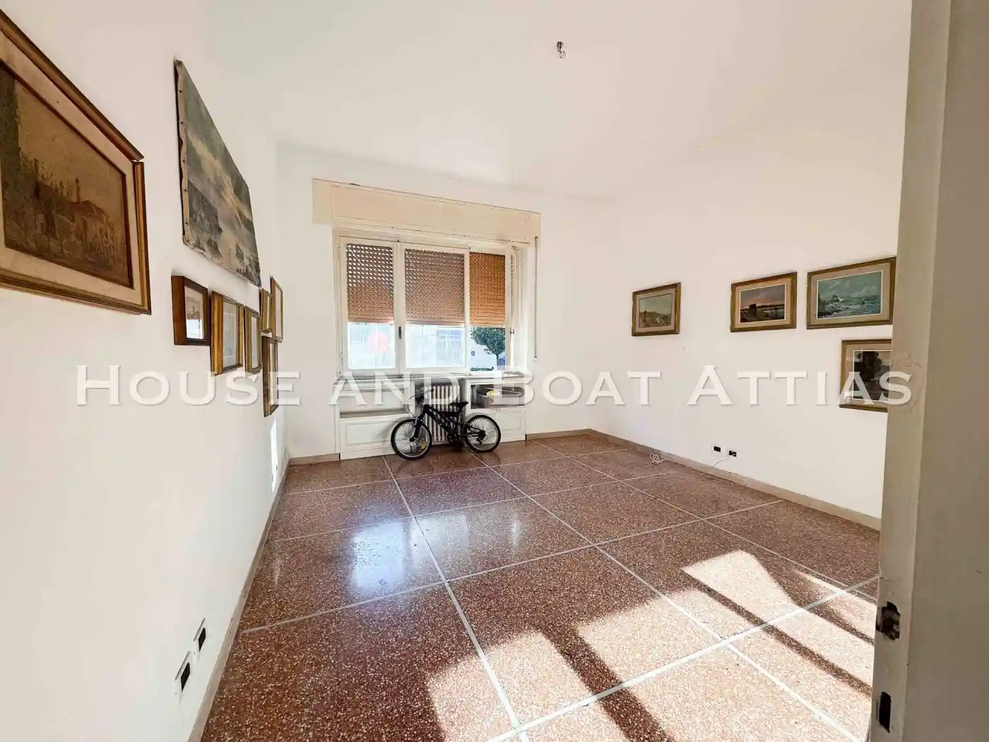 Appartamento in vendita a Livorno